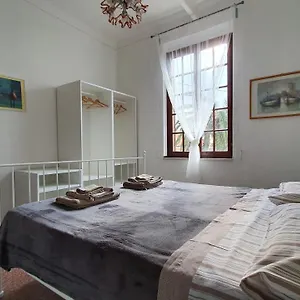 Casa Indipendente A 200 Metri Dal Mare , Varazze Italia